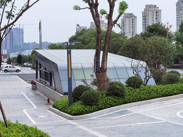 上饶友邦广场汽车坡道雨蓬